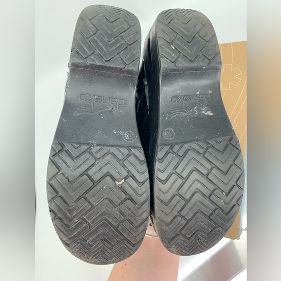 Dansko Black Henna Floral Patent Work Clogs Size 6US/ 35EU - Picture 5 of 7